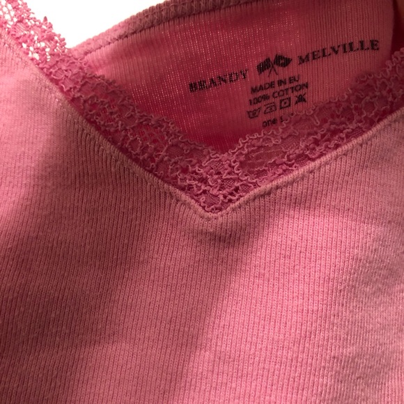 Brandy Melville Bubblegum Pink Nicolette Tank Top - Picture 4 of 4